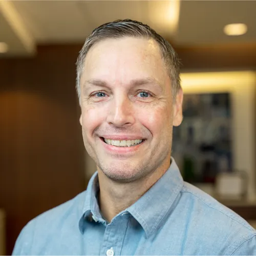 Headshot of Brian.